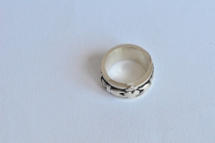 Claddagh-irlandese-da-uomo-5